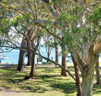 32 'Bay Parklands' 2 Gowrie Avenue - fantastic unit with air conditioning pool tennis court  spa - Accommodation Kalgoorlie