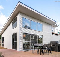 4 king or 8 single beds WiFi Netflix pet friendly - Accommodation Kalgoorlie