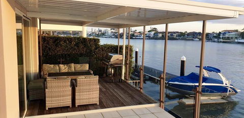 4.5 Million Dollar Surfers Paradise Dream Mansion - Accommodation Kalgoorlie 1