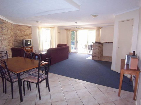 4/84 Lawson Street - Beach Haven 4 - Accommodation Kalgoorlie 3