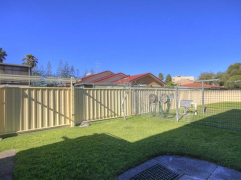 45A Wharf - Upstairs - Accommodation Kalgoorlie 1