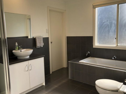 7 Horizon Parade - Accommodation Kalgoorlie 2