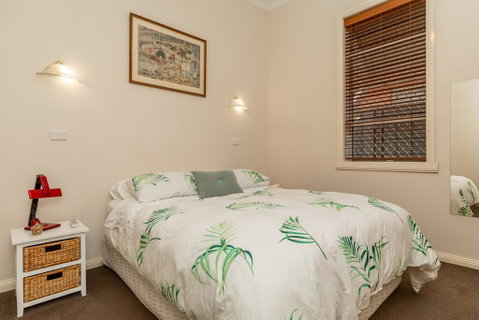 94Best Apartments - Accommodation Kalgoorlie 1