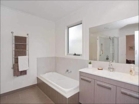 A Beautiful Beach House Torquay - Accommodation Kalgoorlie 3