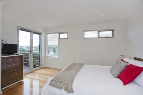 A Beautiful Beach House Torquay - Accommodation Kalgoorlie 2