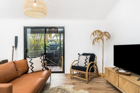 A PERFECT STAY - 3 Salty Sisters - Accommodation Kalgoorlie 1