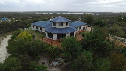 A Tranquil Retreat - Accommodation Kalgoorlie 0