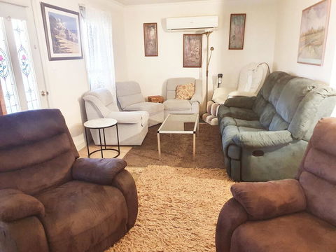 Abelia Cottages Botanical - Accommodation Kalgoorlie 2