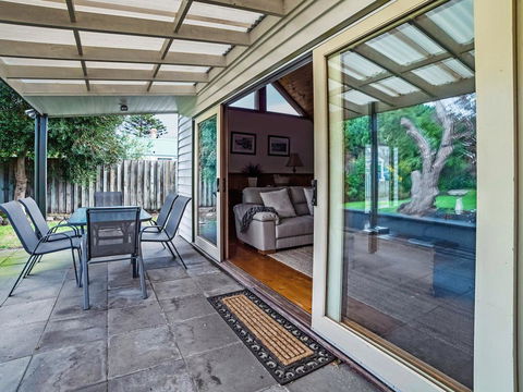 Abrahams On Bank - Accommodation Kalgoorlie 1