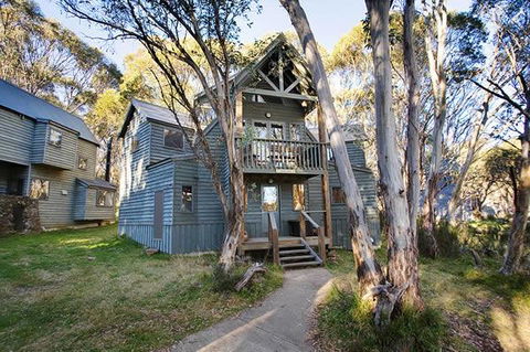 Absinthe - Accommodation Kalgoorlie 0