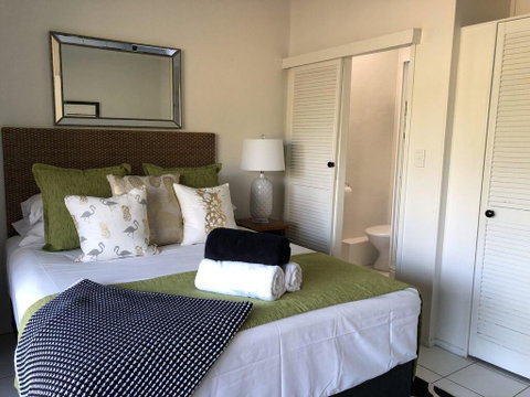 Absolute Beachfront - Accommodation Kalgoorlie 1