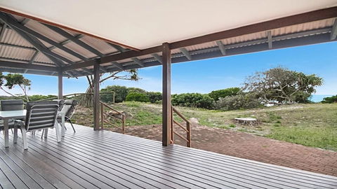 Absolute Beachfront At Hastings - Accommodation Kalgoorlie 3