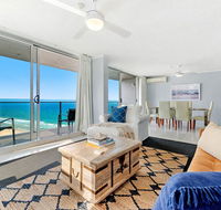 Absolute Beachfront in the heart of Surfers Paradi - Accommodation Kalgoorlie