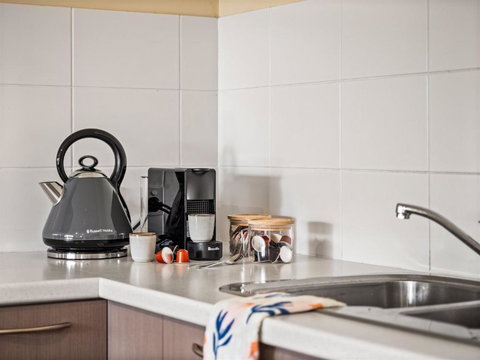 Eagle Bay Beach House - 300m To The Beach! - Accommodation Kalgoorlie 1