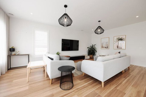 EDEN Spacious Torquay Family Escape - Accommodation Kalgoorlie 1