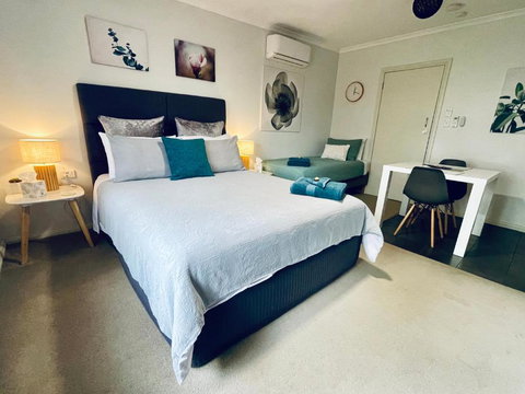 Emu Retreat B&B - Accommodation Kalgoorlie 1