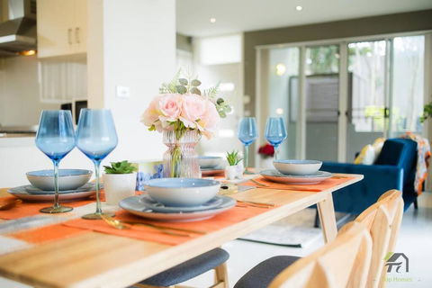 Entire 3 Bedrooms Townhouse In Baulkham Hills - Accommodation Kalgoorlie 0