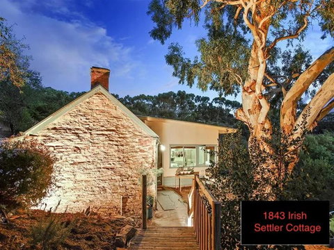 Galway Cottage - Accommodation Kalgoorlie 0