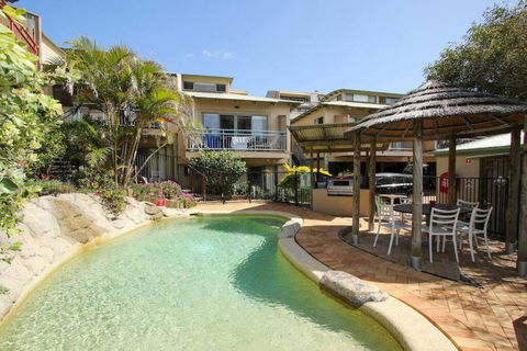 GORGEOUS STUDIO + 100M TO BEACH + POOL - Accommodation Kalgoorlie 3