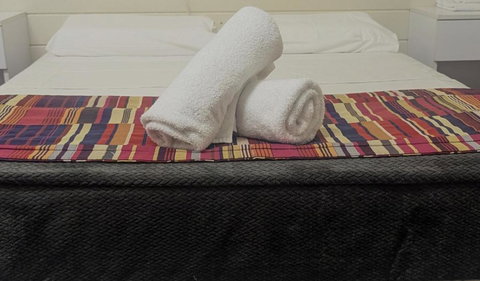 GRAND CENTRAL HOTEL PROSERPINE - Accommodation Kalgoorlie 1