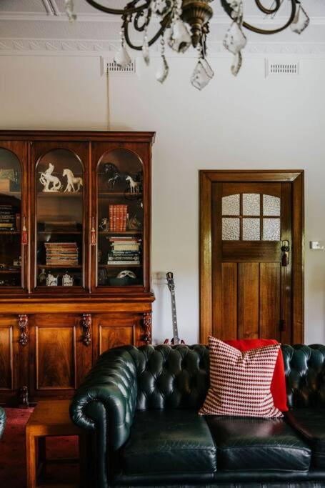 Green Gables King Suite - Accommodation Kalgoorlie 3