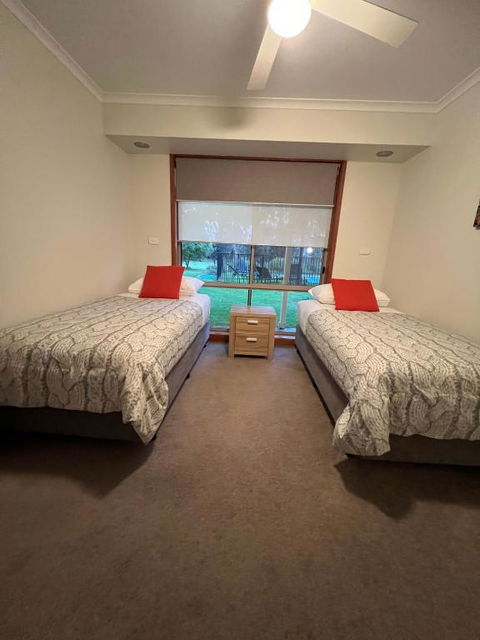Greenways Holiday Units - Accommodation Kalgoorlie 3