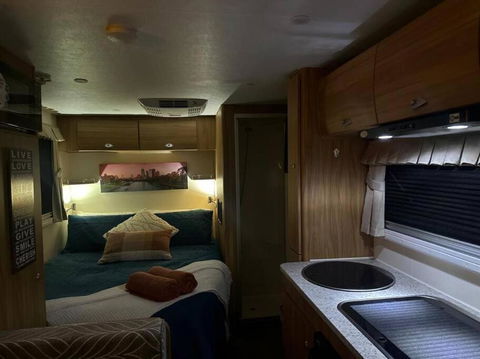 Heated Caravan With All The Trimmings - Accommodation Kalgoorlie 3
