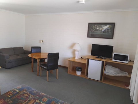 Hawker Outback Motel - Accommodation Kalgoorlie 3