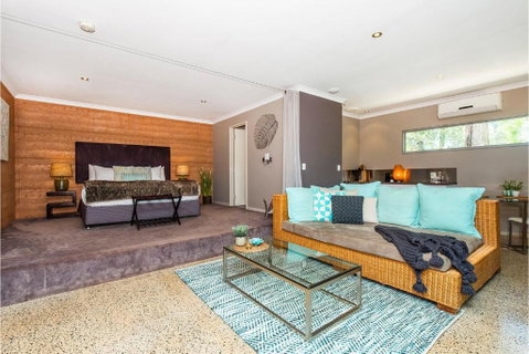 Hidden Valley Eco Spa Lodges & Day Spa - Accommodation Kalgoorlie 3
