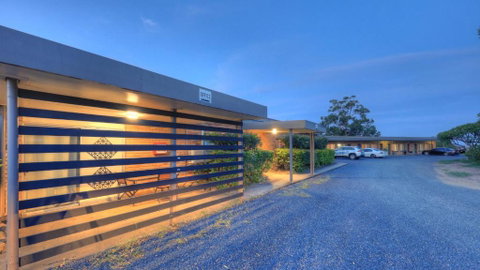 Hilldrop Motor Inn - Accommodation Kalgoorlie 2