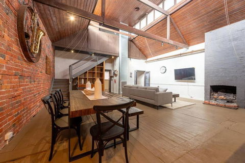 Historical Building Dating Back To 1900 - Accommodation Kalgoorlie 0