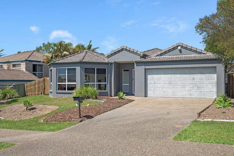 Home Away From Home - Accommodation Kalgoorlie 1