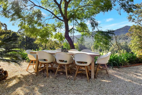 Hunter Valley Kangaroo Retreat With 60 Kangaroos - Accommodation Kalgoorlie 0