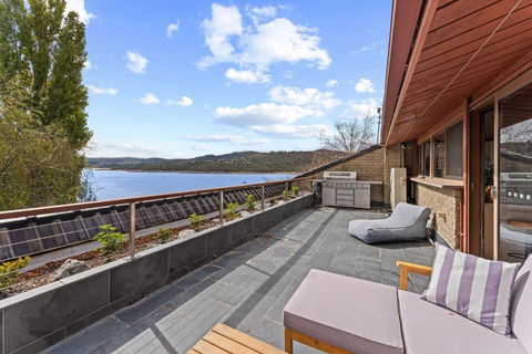 Ibis On Lake Jindabyne - Accommodation Kalgoorlie 1