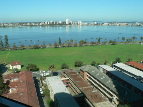 Affordable & Comfortable Apartment On Langley Park - Accommodation Kalgoorlie 2