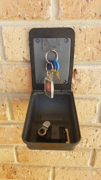 Alexander Drive B & B - Accommodation Kalgoorlie 1