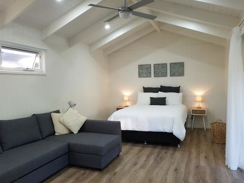 Alkira - Accommodation Kalgoorlie 0