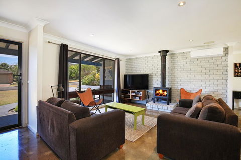Aloha - Pet & Family Friendly - 10 Min Walk To Beach - Accommodation Kalgoorlie 2