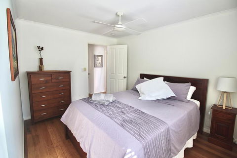 Aloha Alex Beach House Pet-friendly- 450m To The Beach - Accommodation Kalgoorlie 3