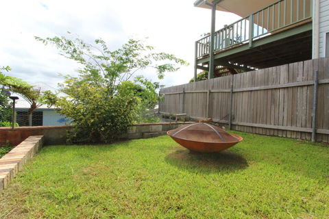 Amzaz, 15 Korogora Street - Accommodation Kalgoorlie 3