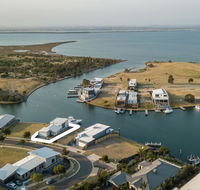 Anchored - Access to the Gippsland Lakes - Accommodation Kalgoorlie