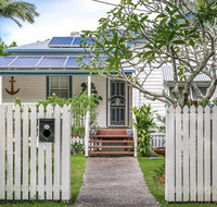 Anchored in Byron - Accommodation Kalgoorlie