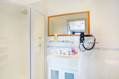 Anchors Aweigh - Accommodation Kalgoorlie 3