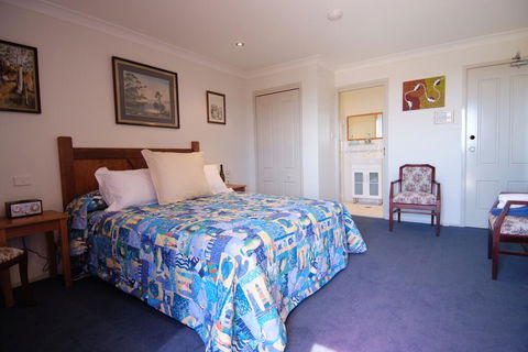 Anchors Aweigh - Accommodation Kalgoorlie 1