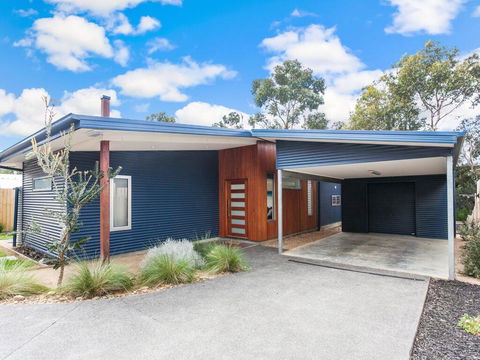 ANGLE BY THE SEA - Anglesea - Accommodation Kalgoorlie 0