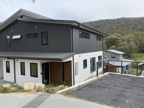 Aniyah Chalet - Accommodation Kalgoorlie 0