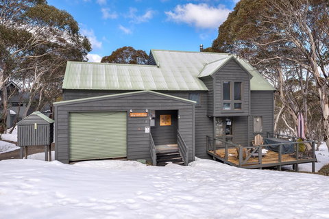 Aosta - Accommodation Kalgoorlie 0