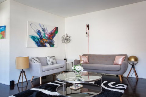 Apartment With Balcony And Parking Near Racecourse - Accommodation Kalgoorlie 1