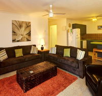 Apartment with Inground Pool - Accommodation Kalgoorlie