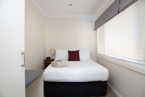 Apartments On Morrow - Accommodation Kalgoorlie 3